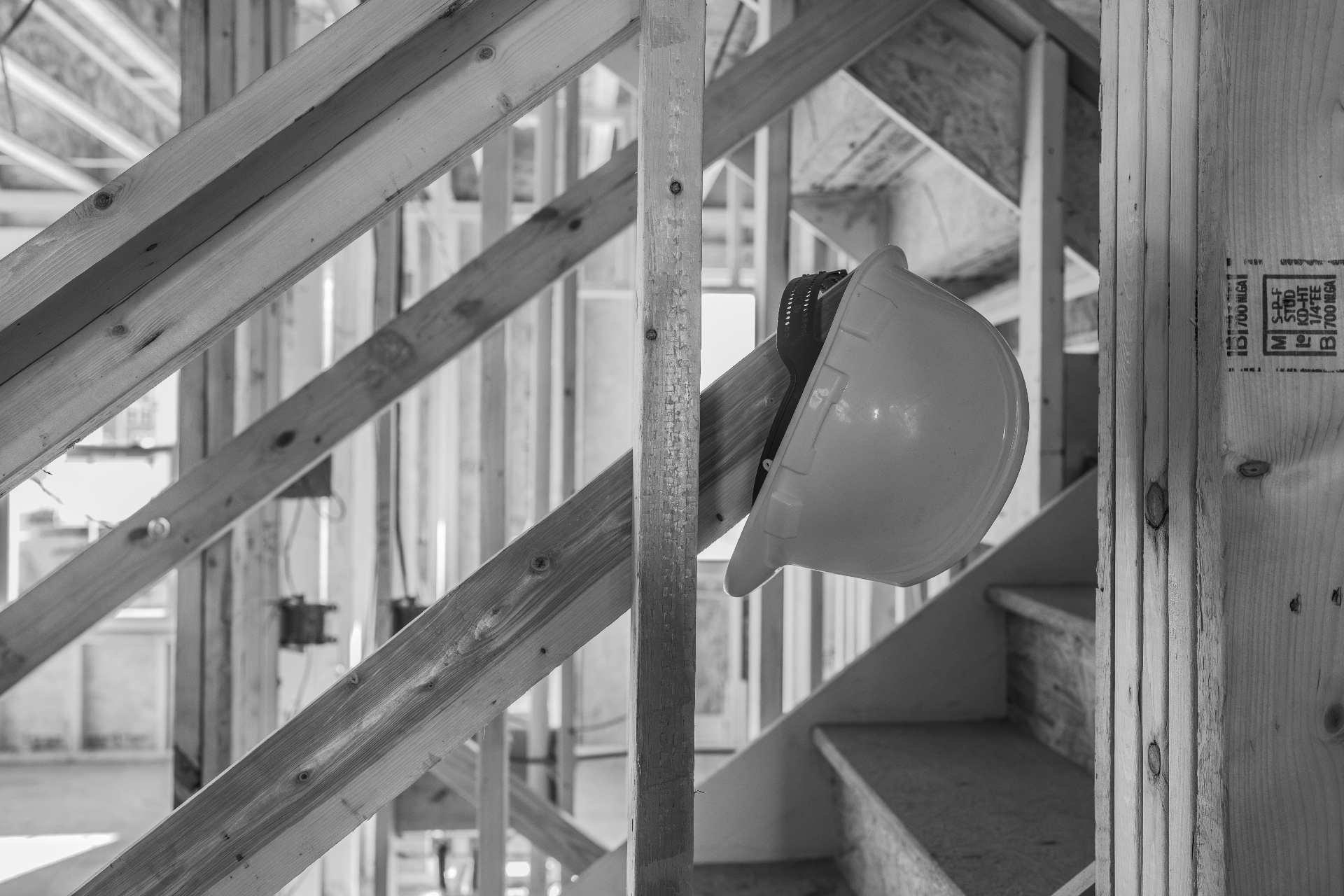 MD Electric crew on the job inside a Central Ohio home under construction